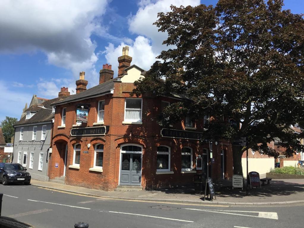 Railway Hotel Faversham Zewnętrze zdjęcie